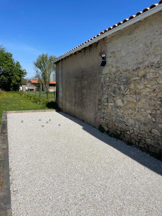 Maison D'Hotes - Le Logis Du Medoc Hotell Saint-Yzans-de-Médoc Eksteriør bilde